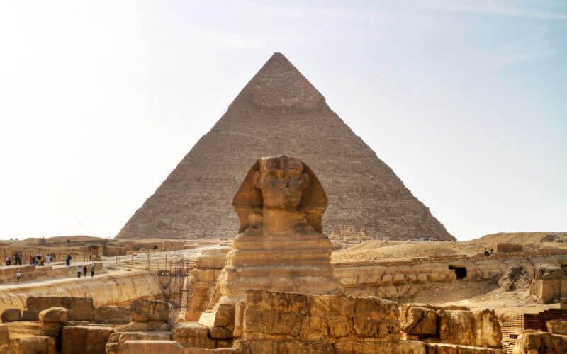 Ägypten Sphinx und Chefren-Pyramide © Depositphoto - Patryk Kośmider