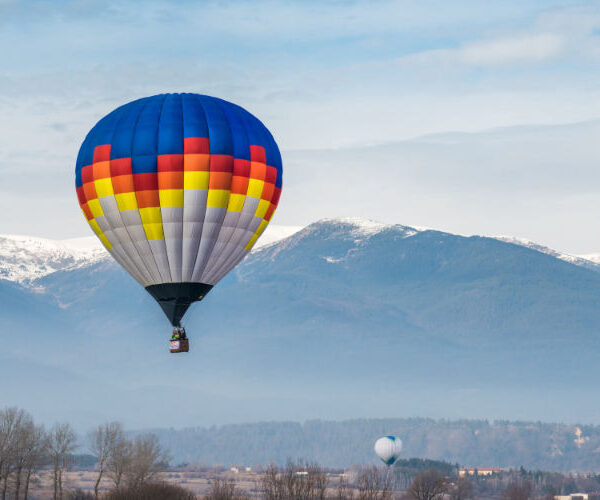 Heißluftballonfahrten in Bulgarien © Depositphoto - Deyan Georgiev